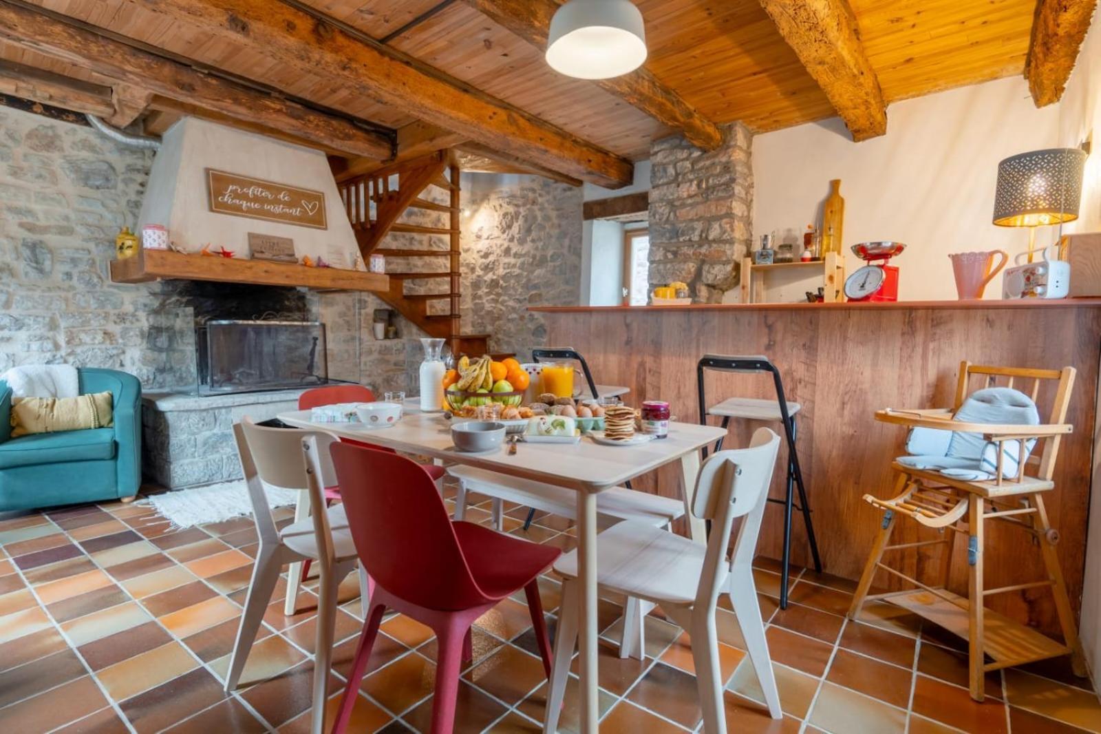 Maison De Village Au Coeur Des Remparts Sainte-Eulalie-de-Cernon Kültér fotó